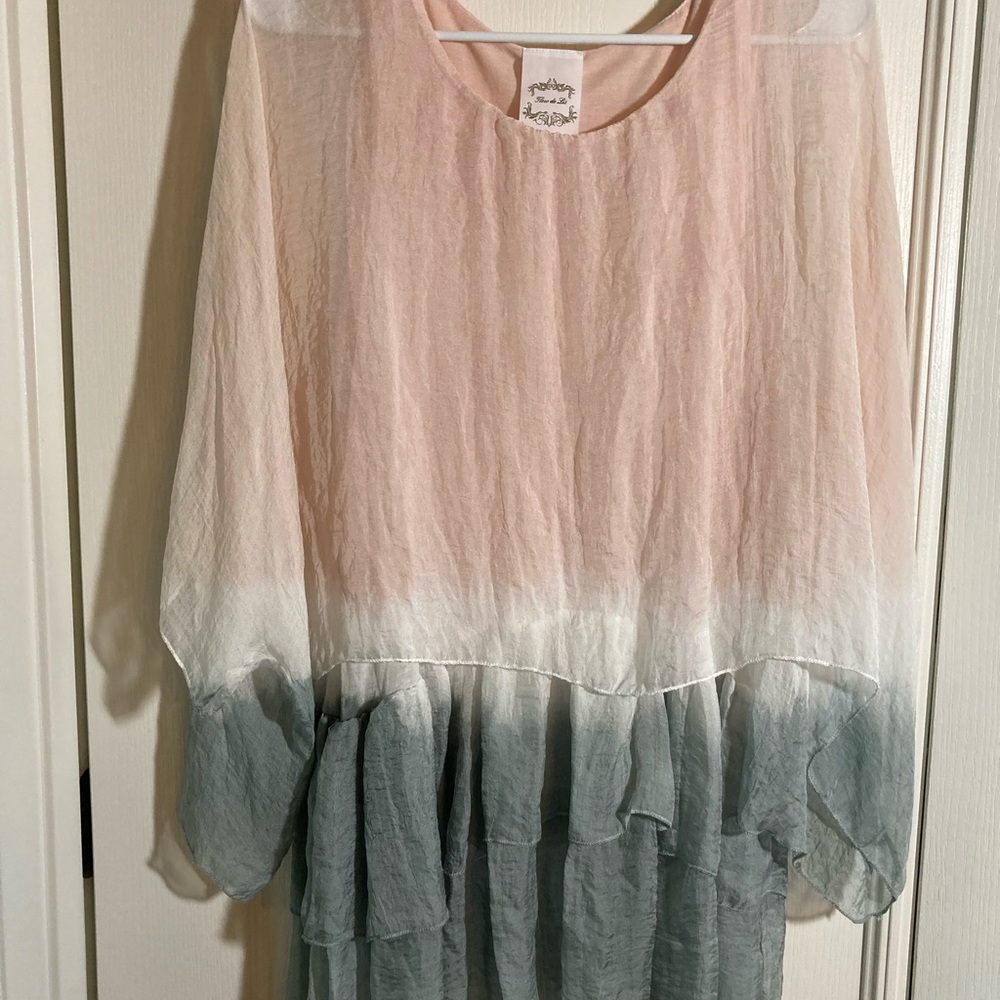 Flowing layered top by Fleur de Lis